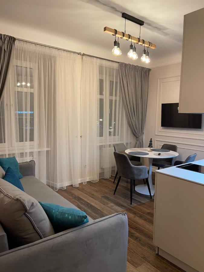 Von Cruss Apartments In Львов Экстерьер фото