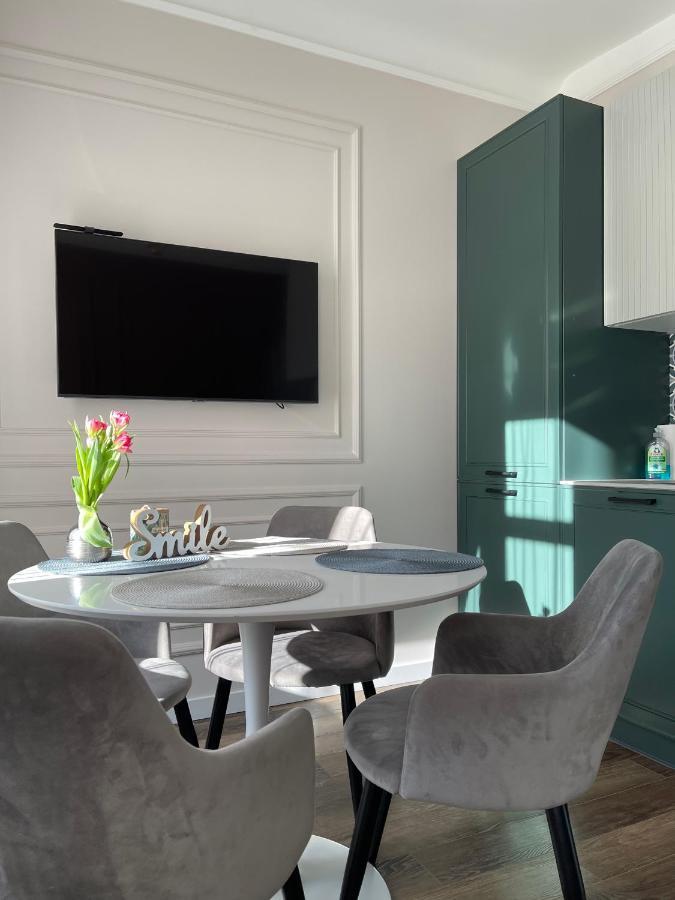 Von Cruss Apartments In Львов Экстерьер фото