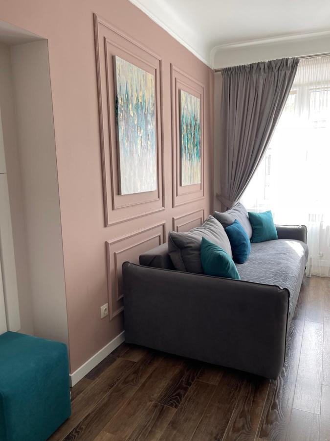 Von Cruss Apartments In Львов Экстерьер фото